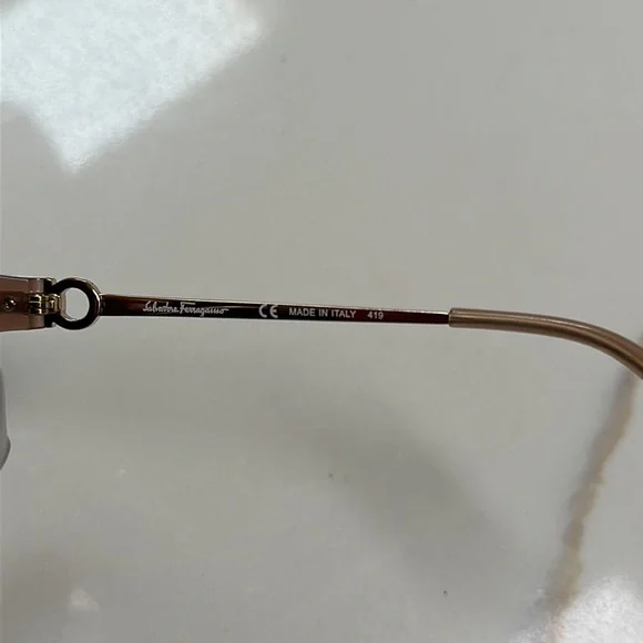 Salvatore Ferragamo Round Sunglasses - Picture 5 of 9